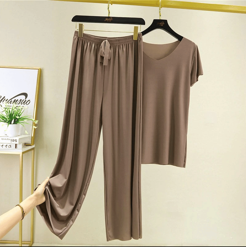 Cheap Mom Dress Ice Silk Clothes Pants Two-piece Set of Middle-aged and  Elderly Women Short-sleeved T-shirt Pants Large Size